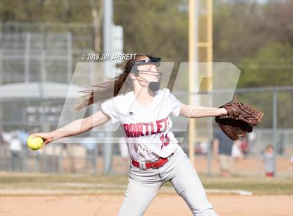 Thumbnail 1 in Arlington vs Bartlett (Morris Hunter Invitational) photogallery.