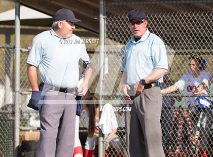 Thumbnail 2 in Arlington vs Bartlett (Morris Hunter Invitational) photogallery.