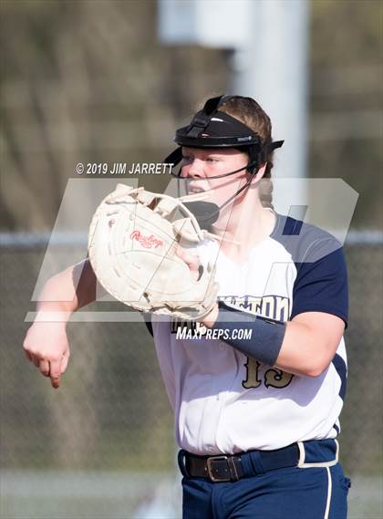 Thumbnail 2 in Arlington vs Bartlett (Morris Hunter Invitational) photogallery.