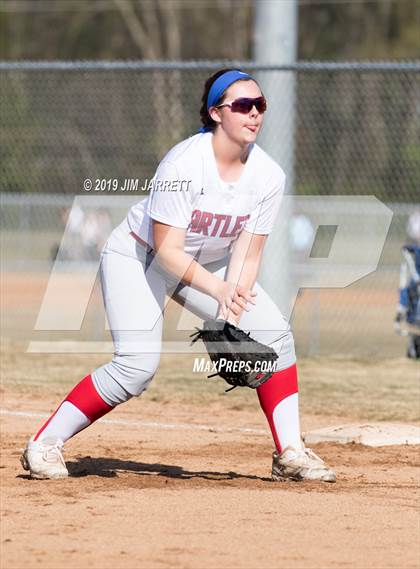 Thumbnail 1 in Arlington vs Bartlett (Morris Hunter Invitational) photogallery.