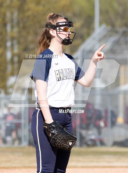 Thumbnail 3 in Arlington vs Bartlett (Morris Hunter Invitational) photogallery.
