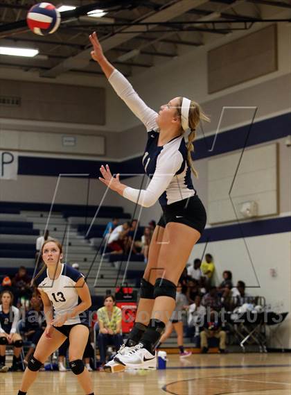 Thumbnail 1 in Leander @ Hendrickson photogallery.