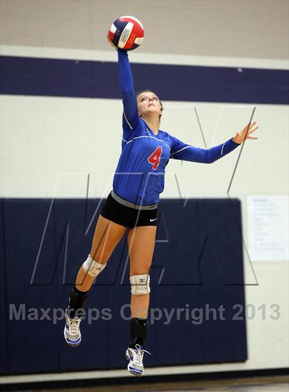 Thumbnail 2 in Leander @ Hendrickson photogallery.