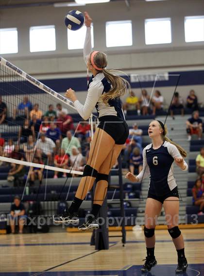 Thumbnail 1 in Leander @ Hendrickson photogallery.