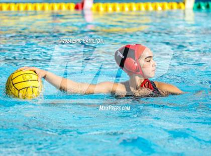 Thumbnail 1 in Mater Dei vs. Orange Lutheran photogallery.