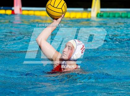 Thumbnail 1 in Mater Dei vs. Orange Lutheran photogallery.