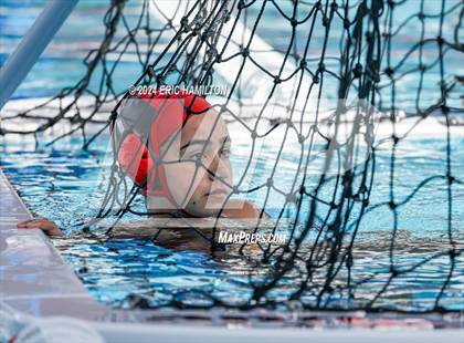 Thumbnail 2 in Mater Dei vs. Orange Lutheran photogallery.