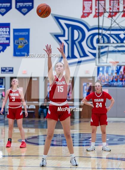 Thumbnail 2 in Center Grove @ Hamilton Southeastern photogallery.