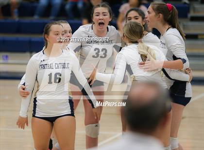 Thumbnail 3 in Kimball @ Central Catholic photogallery.