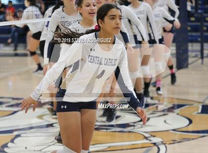 Thumbnail 1 in Kimball @ Central Catholic photogallery.