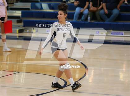 Thumbnail 2 in Kimball @ Central Catholic photogallery.
