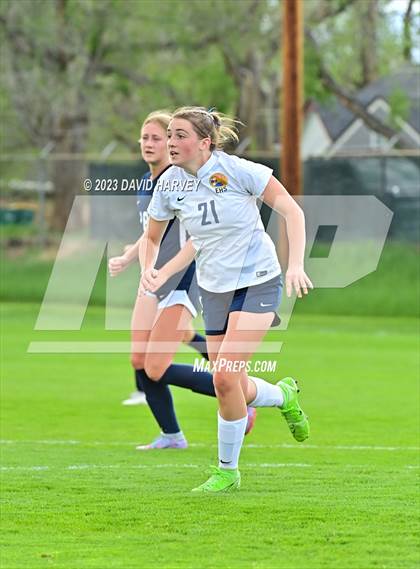 Thumbnail 3 in Evergreen vs Dakota Ridge (CHSAA 4A Round One Playoff) photogallery.