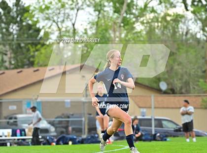 Thumbnail 2 in Evergreen vs Dakota Ridge (CHSAA 4A Round One Playoff) photogallery.