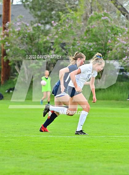 Thumbnail 1 in Evergreen vs Dakota Ridge (CHSAA 4A Round One Playoff) photogallery.
