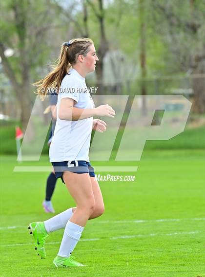 Thumbnail 1 in Evergreen vs Dakota Ridge (CHSAA 4A Round One Playoff) photogallery.