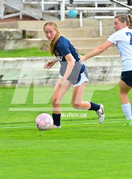 Thumbnail 1 in Evergreen vs Dakota Ridge (CHSAA 4A Round One Playoff) photogallery.