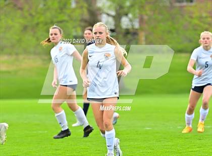 Thumbnail 1 in Evergreen vs Dakota Ridge (CHSAA 4A Round One Playoff) photogallery.
