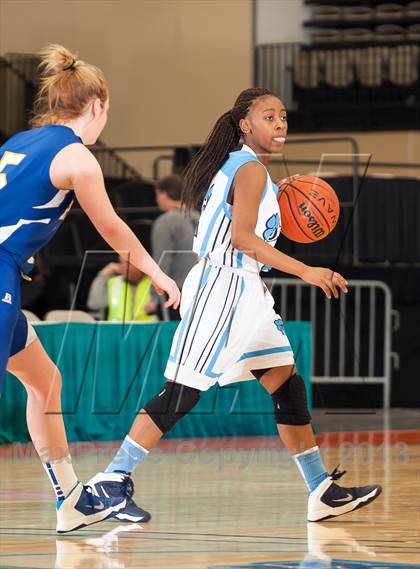 Thumbnail 3 in Notre Dame vs Springfield (Wildwood Boardwalk Classic) photogallery.