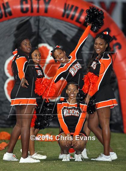 Thumbnail 2 in Bruce @ Calhoun City (2014 MaxPreps Rivalry Series) photogallery.