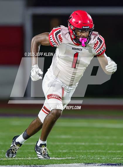 Thumbnail 1 in Monarch @ Chaminade-Madonna photogallery.