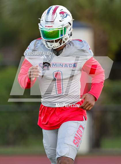 Thumbnail 3 in Monarch @ Chaminade-Madonna photogallery.