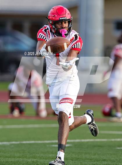 Thumbnail 3 in Monarch @ Chaminade-Madonna photogallery.