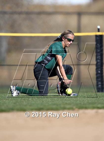 Thumbnail 1 in Fossil Ridge vs. Legend (CHSAA 5A First Round) photogallery.