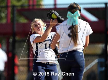 Thumbnail 2 in Fossil Ridge vs. Legend (CHSAA 5A First Round) photogallery.