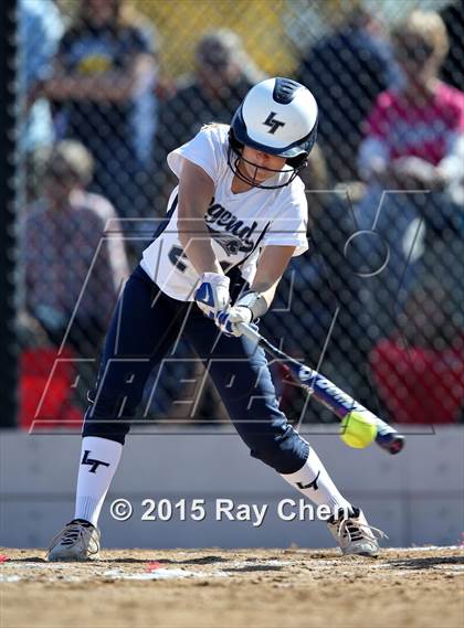 Thumbnail 2 in Fossil Ridge vs. Legend (CHSAA 5A First Round) photogallery.