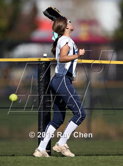 Thumbnail 3 in Fossil Ridge vs. Legend (CHSAA 5A First Round) photogallery.