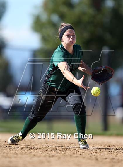 Thumbnail 1 in Fossil Ridge vs. Legend (CHSAA 5A First Round) photogallery.