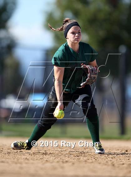 Thumbnail 3 in Fossil Ridge vs. Legend (CHSAA 5A First Round) photogallery.
