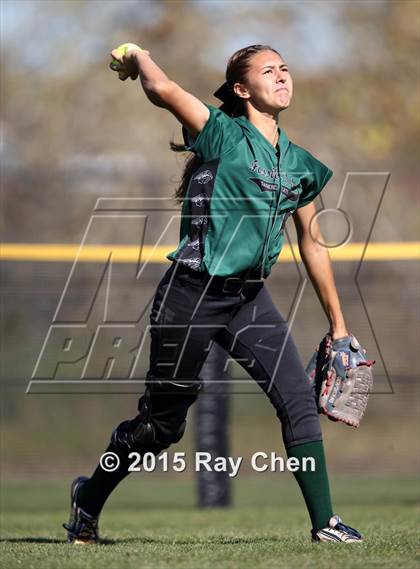 Thumbnail 1 in Fossil Ridge vs. Legend (CHSAA 5A First Round) photogallery.