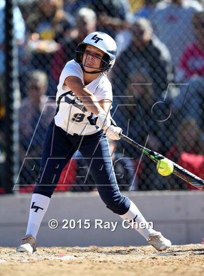 Thumbnail 1 in Fossil Ridge vs. Legend (CHSAA 5A First Round) photogallery.