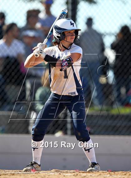 Thumbnail 3 in Fossil Ridge vs. Legend (CHSAA 5A First Round) photogallery.