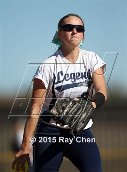 Thumbnail 1 in Fossil Ridge vs. Legend (CHSAA 5A First Round) photogallery.