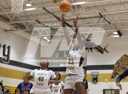 Thumbnail 2 in Jack Britt @ Gray's Creek photogallery.