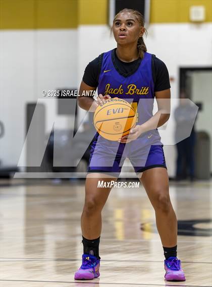 Thumbnail 2 in Jack Britt @ Gray's Creek photogallery.