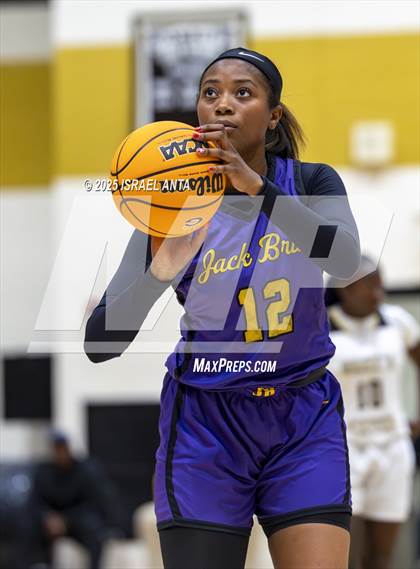 Thumbnail 1 in Jack Britt @ Gray's Creek photogallery.