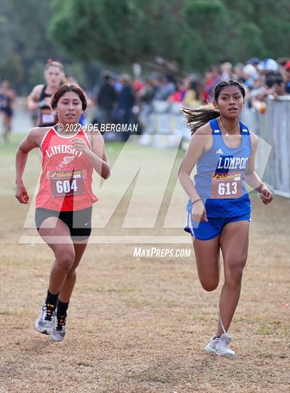 Thumbnail 1 in CIF Central Section Cross Country Championships (Girls D3 Race) photogallery.