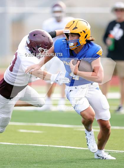 Thumbnail 1 in Johnson City @ Blanco (Scrimmage) photogallery.