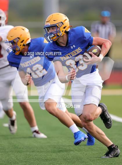Thumbnail 2 in Johnson City @ Blanco (Scrimmage) photogallery.