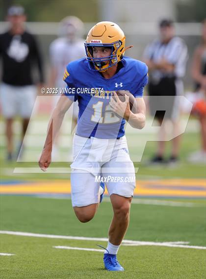 Thumbnail 2 in Johnson City @ Blanco (Scrimmage) photogallery.