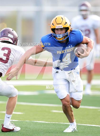 Thumbnail 1 in Johnson City @ Blanco (Scrimmage) photogallery.
