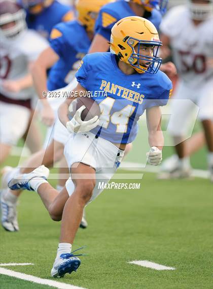 Thumbnail 3 in Johnson City @ Blanco (Scrimmage) photogallery.