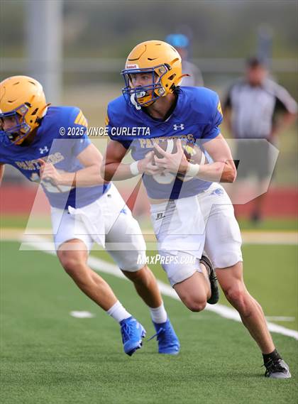 Thumbnail 2 in Johnson City @ Blanco (Scrimmage) photogallery.