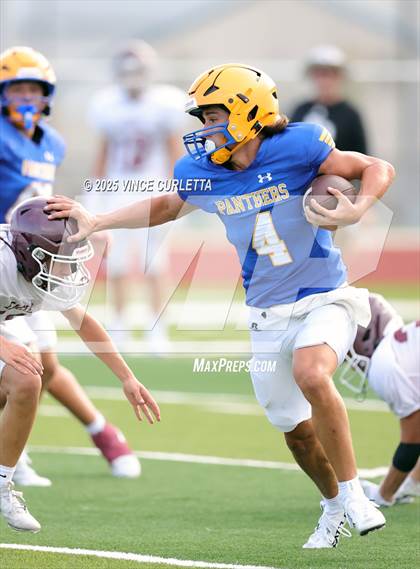 Thumbnail 3 in Johnson City @ Blanco (Scrimmage) photogallery.