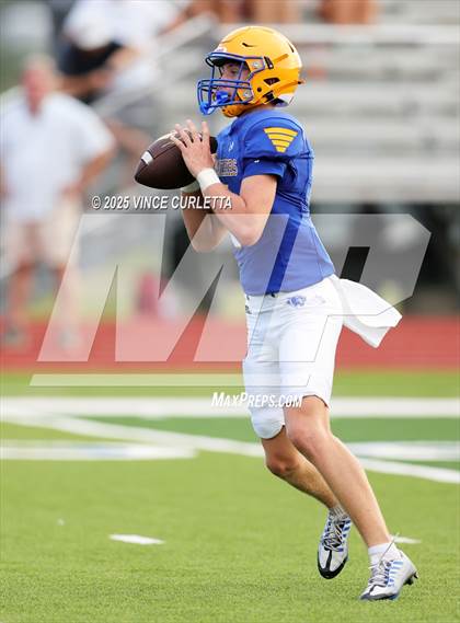 Thumbnail 1 in Johnson City @ Blanco (Scrimmage) photogallery.