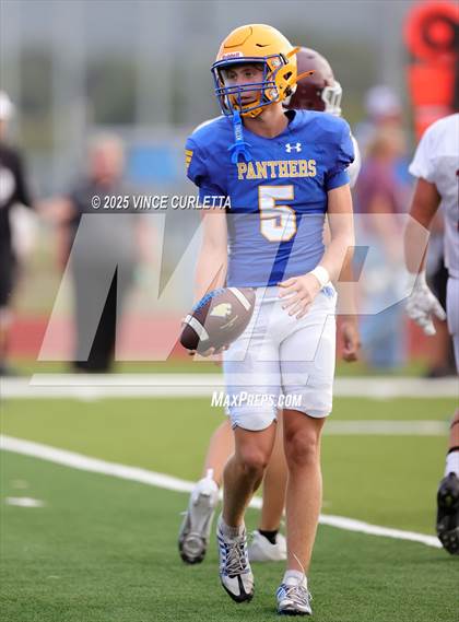 Thumbnail 3 in Johnson City @ Blanco (Scrimmage) photogallery.