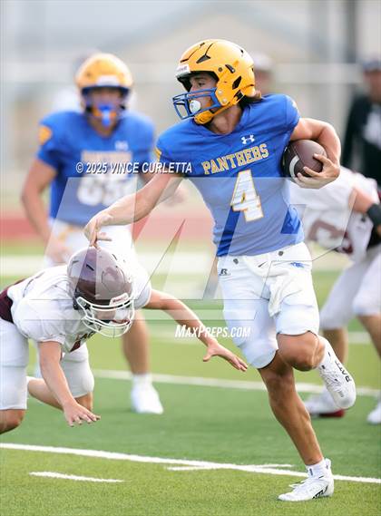 Thumbnail 1 in Johnson City @ Blanco (Scrimmage) photogallery.
